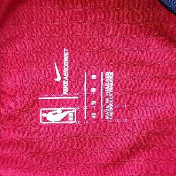 Lebron James Cavaliers Jersey - Picture 4 of 4